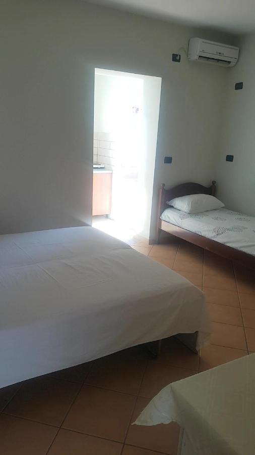 Aralis Rooms Σαράντα Εξωτερικό φωτογραφία