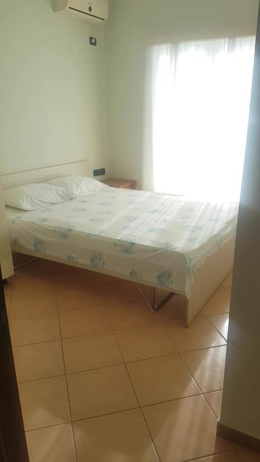 Aralis Rooms Σαράντα Εξωτερικό φωτογραφία